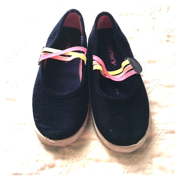 Little girls Carter's shoes (size 11)