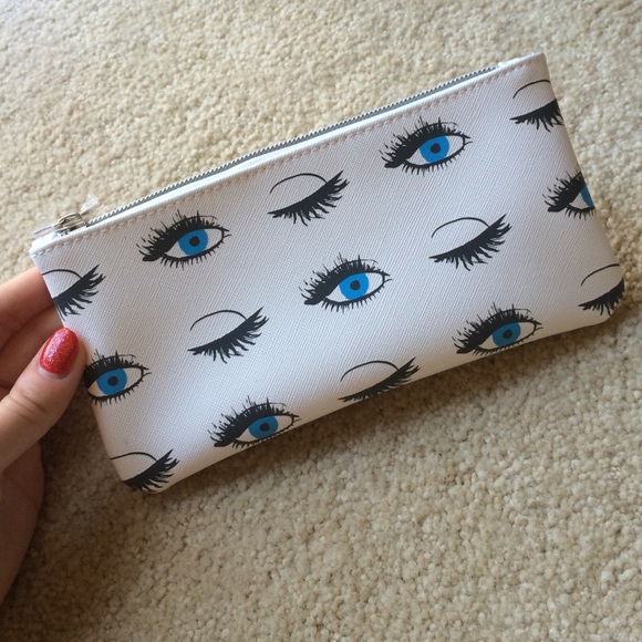 Rodan & Fields Cosmetic Bag - Picture 3 of 3