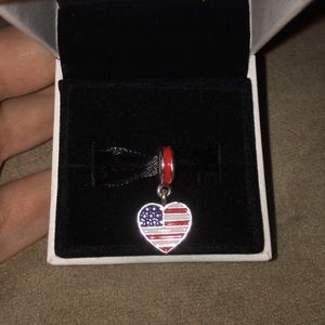 Pandora USA charm
