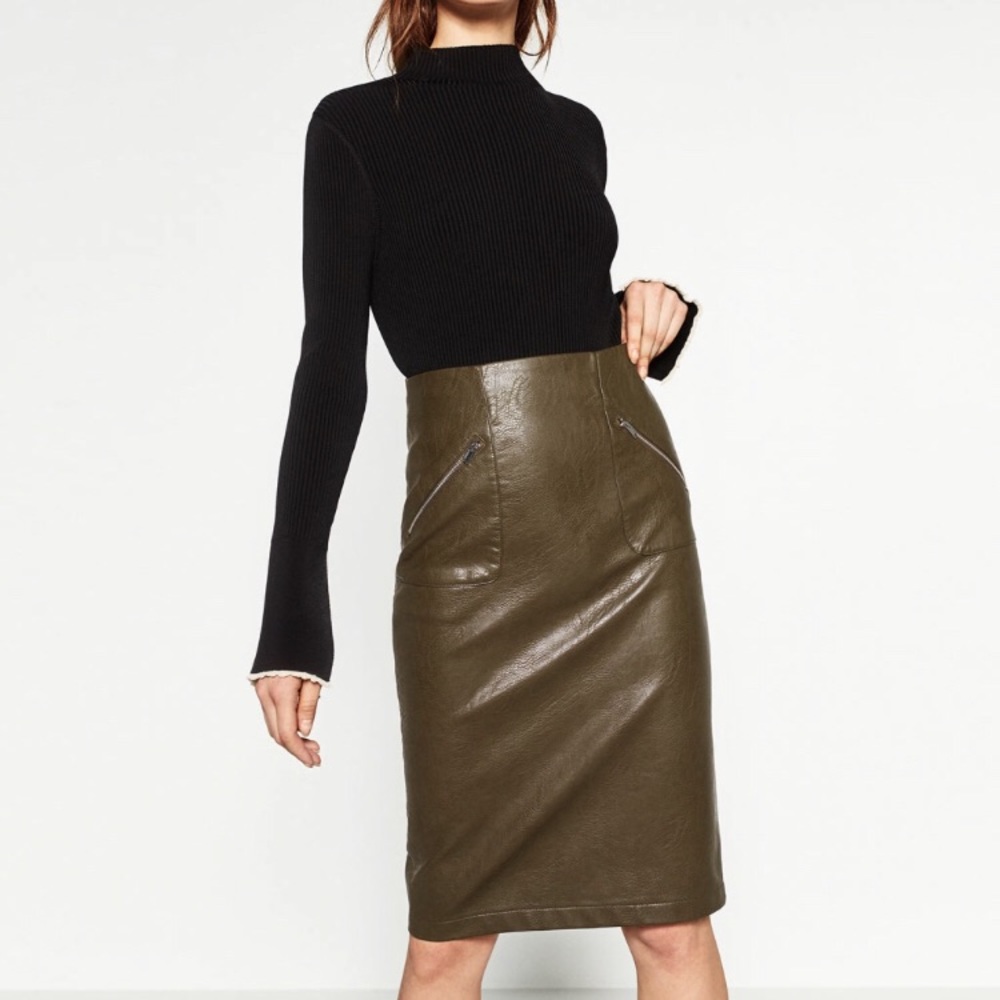 Green leather Zara skirt
