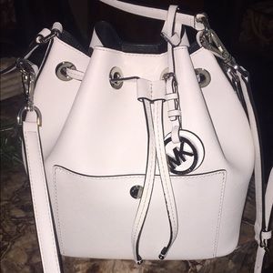 Michael Kors Greenwich White Saffiano Bucket Bag