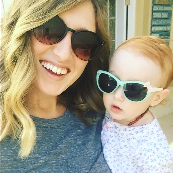 Meet your Posher, Samantha - Picture 1 of 1