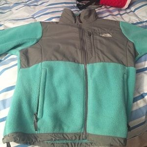 north face women's large teal Denali jacket