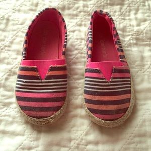 Little pearl Carter's shoes (size 10)