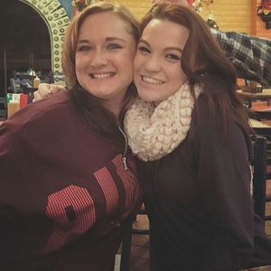 Meet your Posher, Danielle