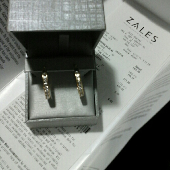 1 C.T. Channel - Set Diamond Oval Hoop Earrings! - Picture 3 of 4