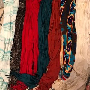 Scarfs!
