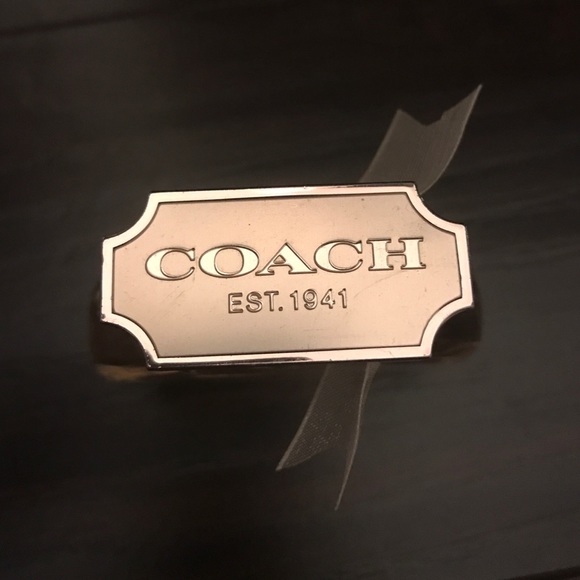 Coach Love perfume