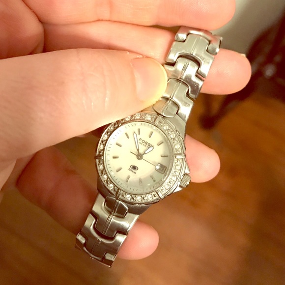 Fossil Watch- needs a new battery