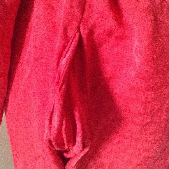 ADDITIONAL PICTURES of NATORI Night Gown - Picture 4 of 4