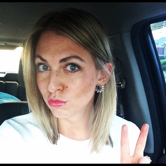 Meet your Posher, Lauren