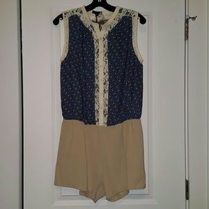 Lulumari print and lace sleeveless romper Size L