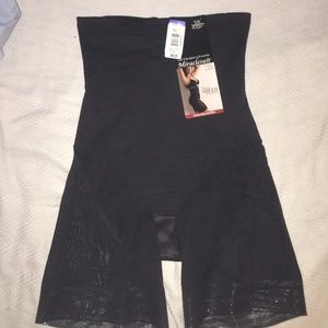 Miraclesuit Hi-Waist Thigh Trimmer