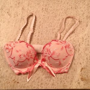 Cute Bra 😊