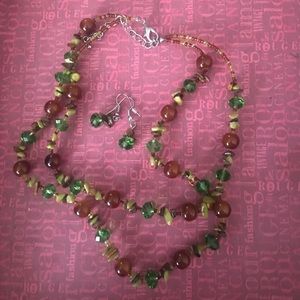 Green Necklace w/earrings