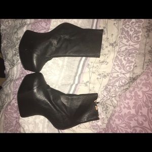 Jeffrey Campbell heel-less shoes