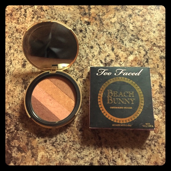 Too faced beach bunny bronzer