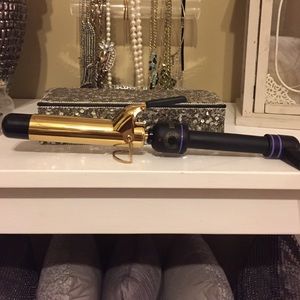 Hot tools curing iron