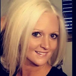 Meet your Posher, Keri