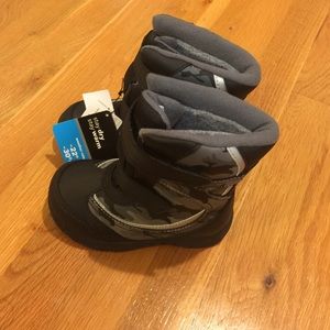 Rugged Outback Snow Boots