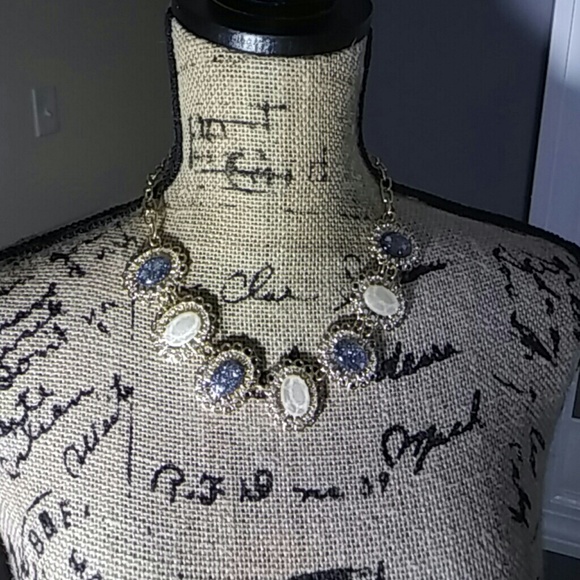 Creme and blue with gold speckles nexklace set