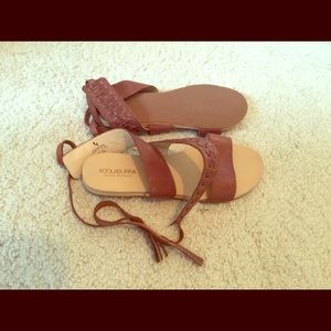 Women's leather sandals
