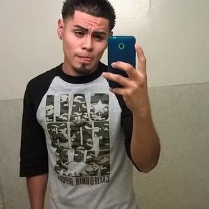 Meet your Posher, Luis