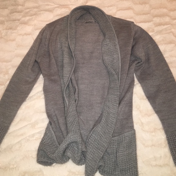 Gray Cardigan 💙