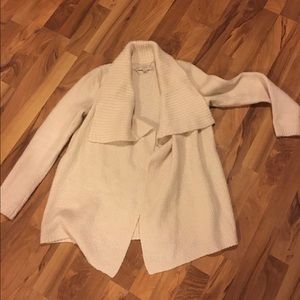 Cream flyaway cardigan from LOFT