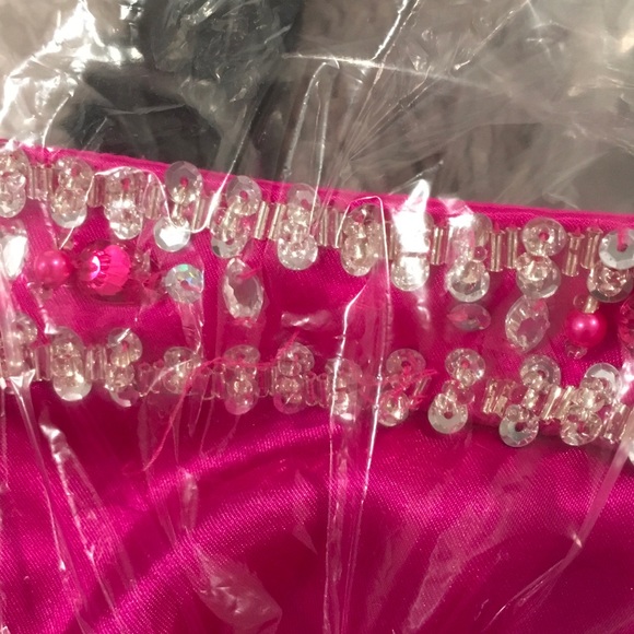 💖Pink PROM DRESS💖 - Picture 4 of 4