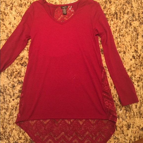 Rue 21 Red Top
