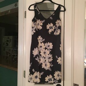 Ann Taylor Loft dress 👗