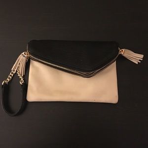Henri Bendel black and cream color block wristlet