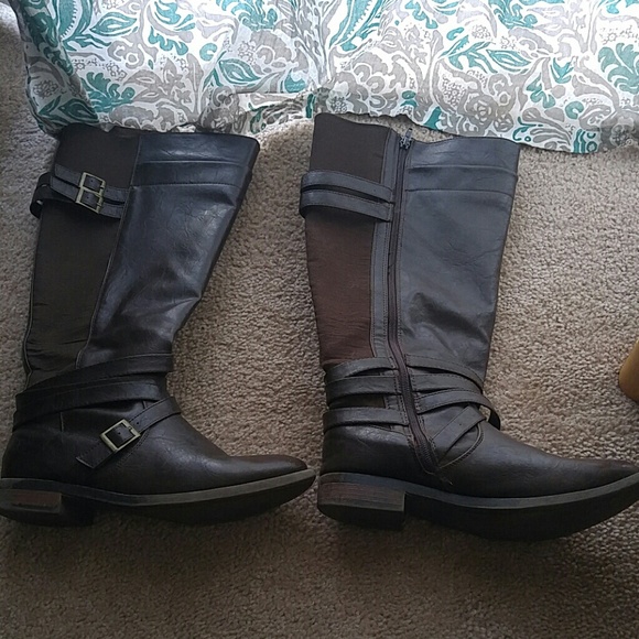 *1 day flash sale*Torrid size 9, rider boots
