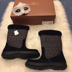 ❤Beautiful brand NWT Coach Sherman boots