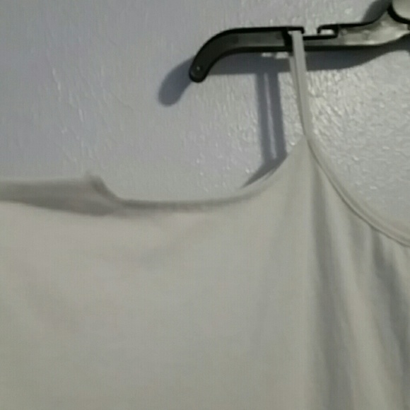 White Cold Shoulder T shirt - Picture 2 of 4