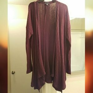 American Eagle Flowy Cardigan