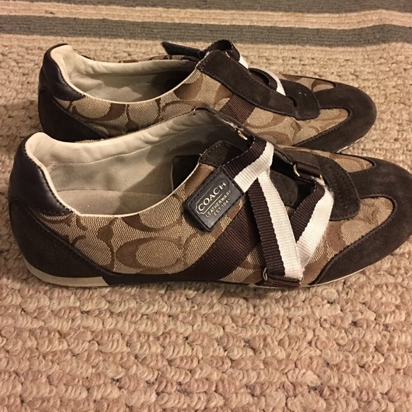 Coach Shoes - ✅💕Clearance💕Authentic Coach Canvas Sneakers