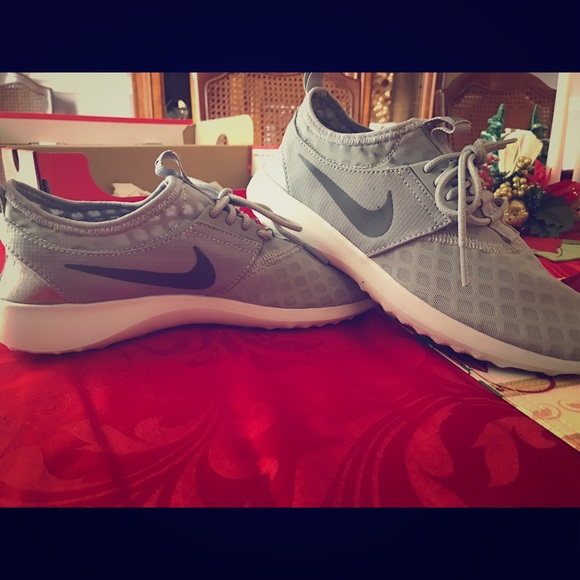 Women's Nike Juvenate Shoe