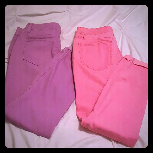 🛍 4/$20 Set of 2 colored cuffed LEI jeans size 5