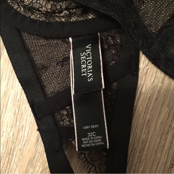 Victoria's Secret Bra - Picture 3 of 3