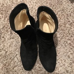 Christian Louboutin Suede Ankle Boots Booties