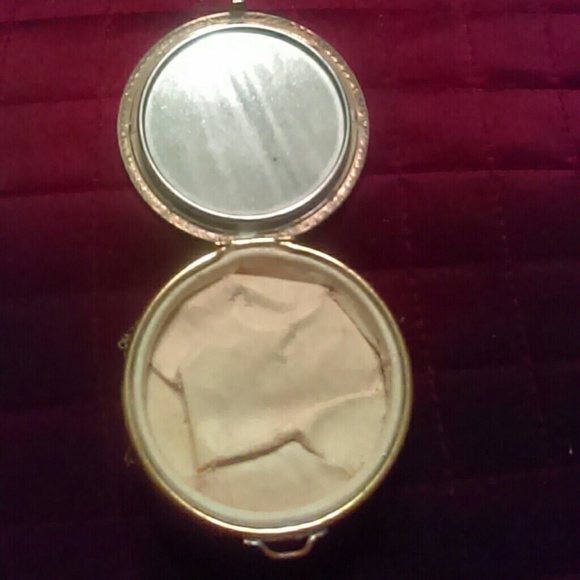 PETITE POINT VINTAGE COMPACT - Picture 3 of 3