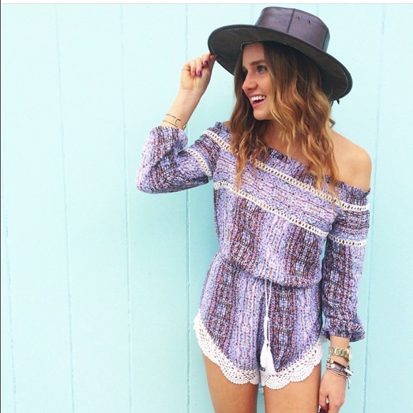OFF THE SHOULDER ROMPER