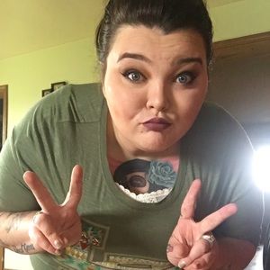 Meet your Posher, Ruth