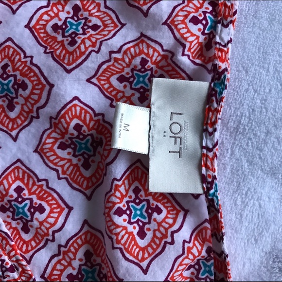 A.T LOFT Sleeveless Top / Tank - Picture 4 of 4