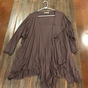 Zedd Plus brown top NWOT