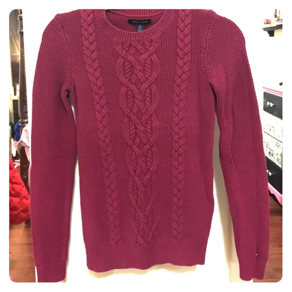 Tommy Hilfiger cable knit sweater