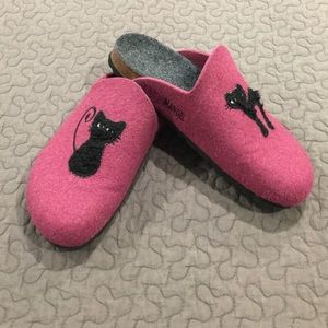 Excellent condition Mandel wool and cork clogs.