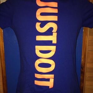 NWOT! nike shirt